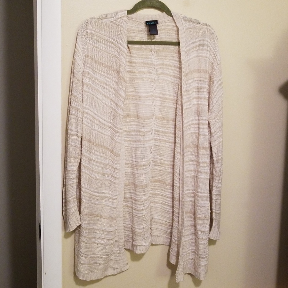 Plus cardigan